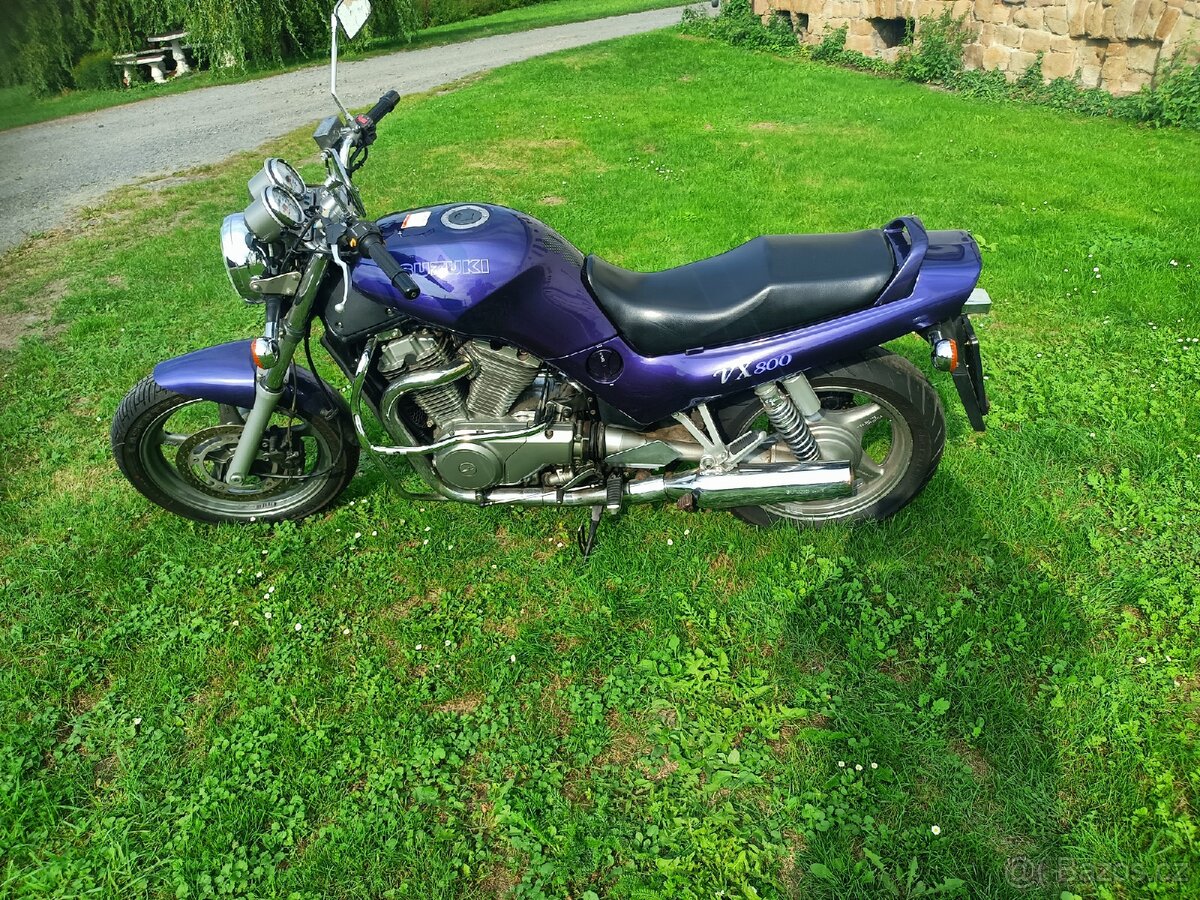 Suzuki VX 800 - 8
