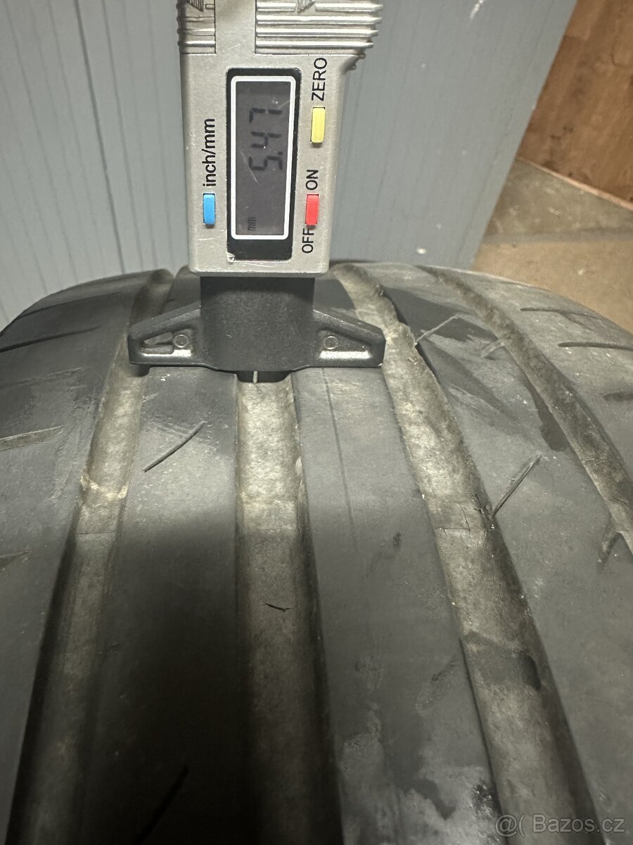 Prodám letní pneu NEXEN 215/45 R16 - 8