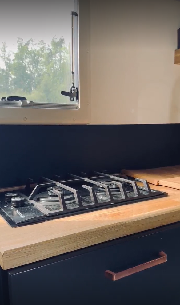 OBYTNÝ VLEK MANSORA by Bratra 2022 - SLEVA - 8