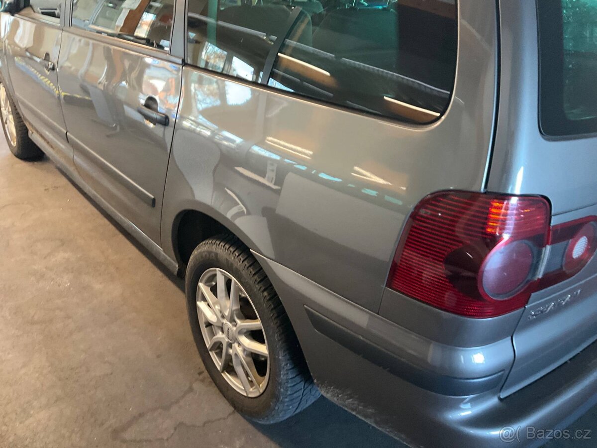 VW Sharan 2.0TDI 103kW,Webasto,Serviska,Tažné. - 8