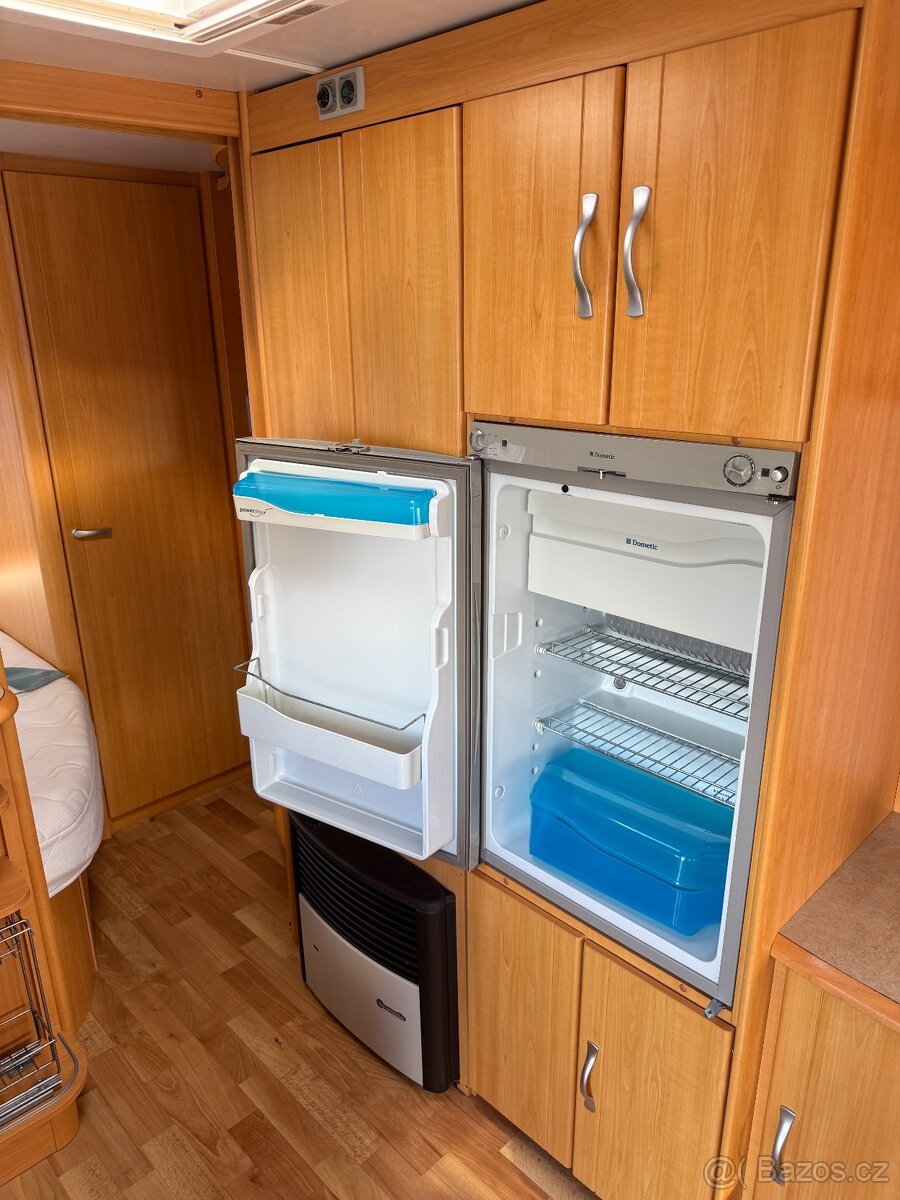 LMC Münsterland 500 RDB/2009/1550KG/4MÍSTA/MARKÝZA/NOSIČ - 8