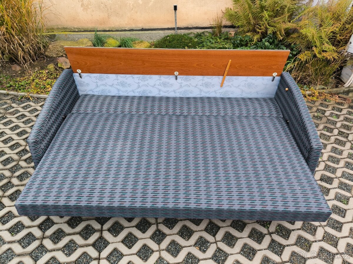 Retro rozkládací gauč, pohovka Jitona - 70. léta - 8