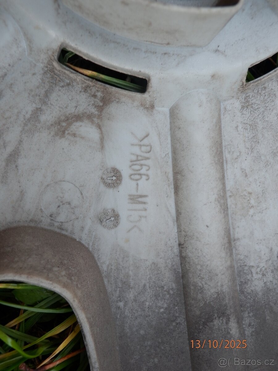 4xOriginál poklice kol na ŠKODA FABIA 2 14tky. - 8