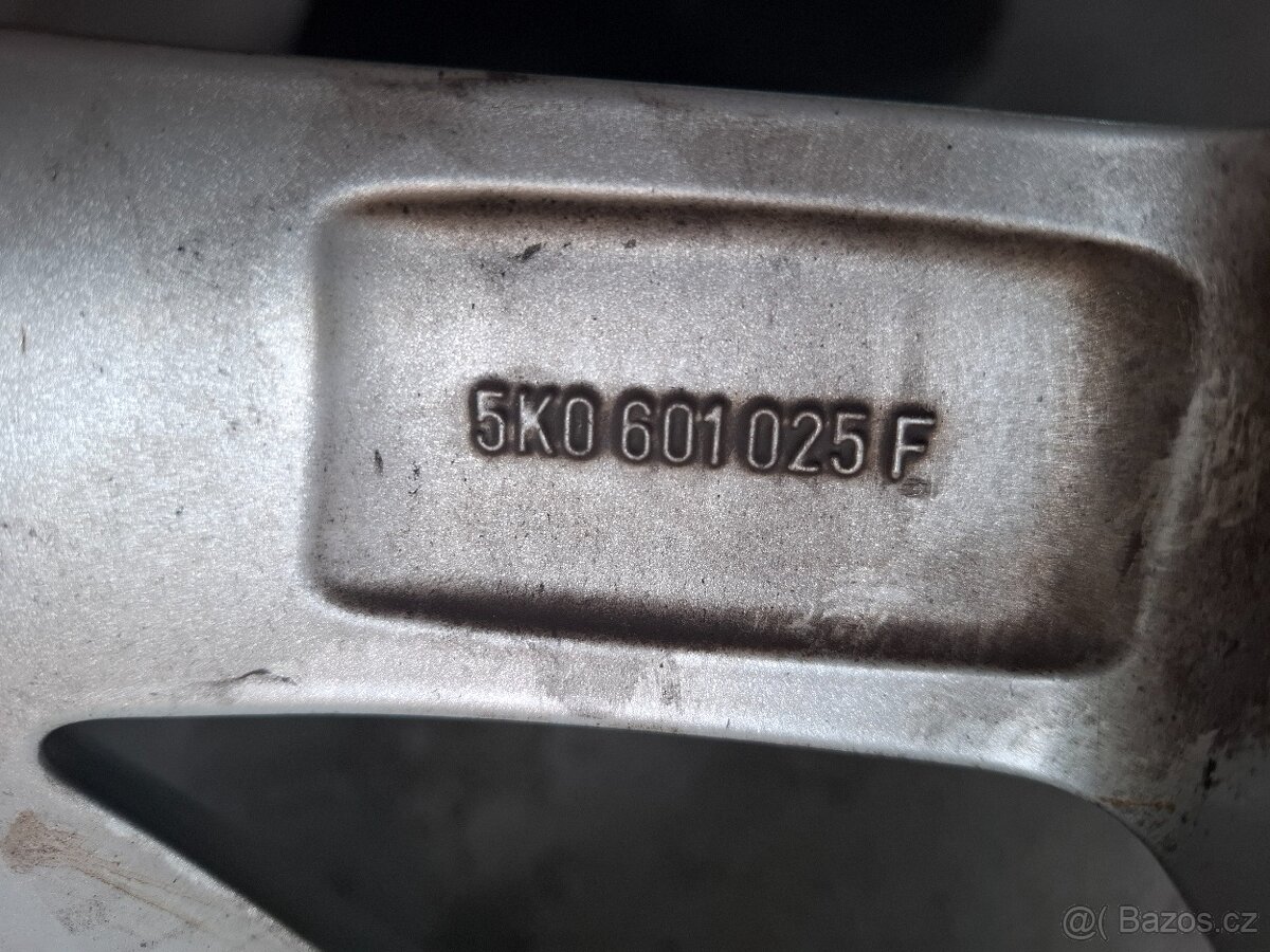Alu kola 17" VW Porto rozteč 5x112 s pneu 225/45R17 - 8