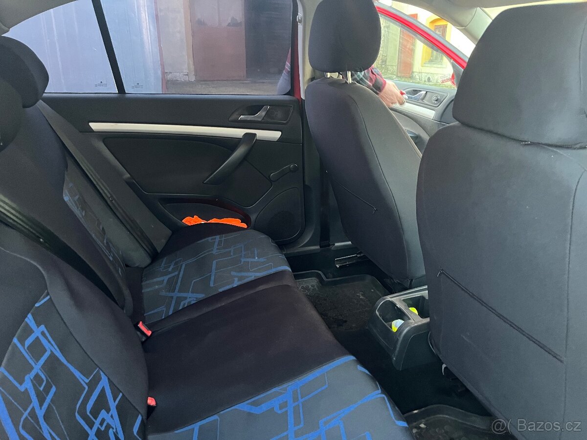 Prodám škoda octavia - 8