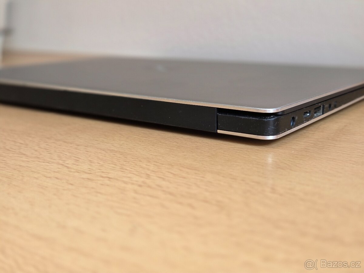 Dell XPS 13 9360 - 8