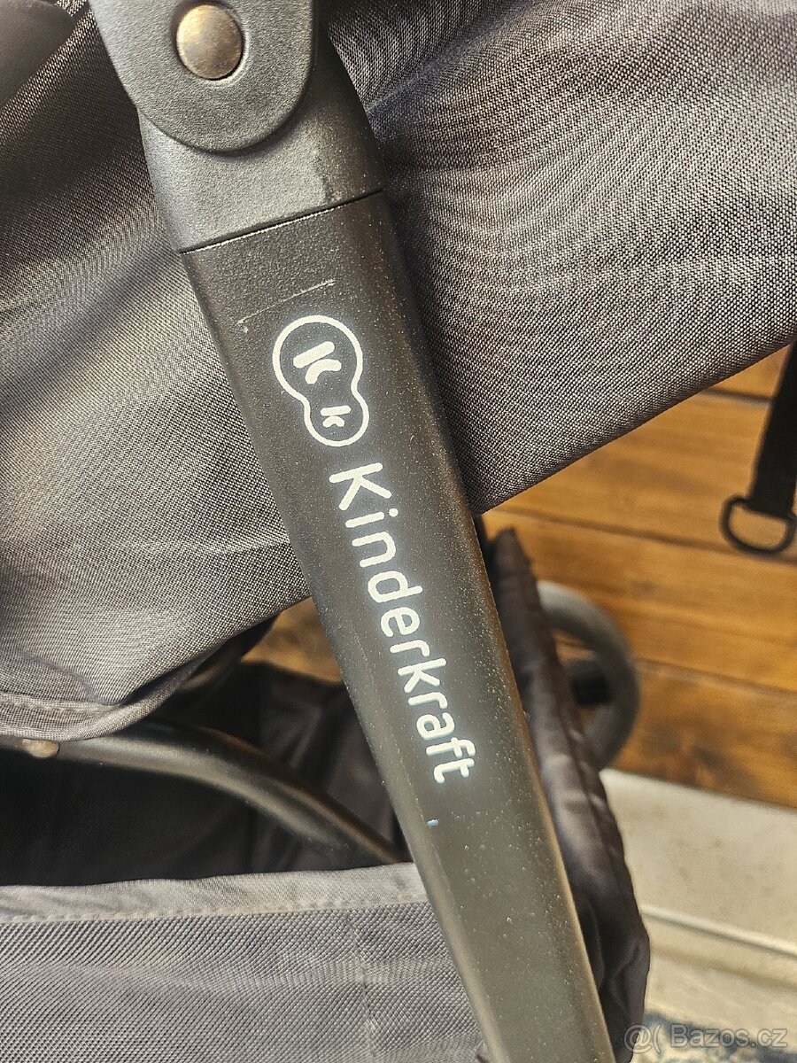 Kočárek kinderkraft černý - 8