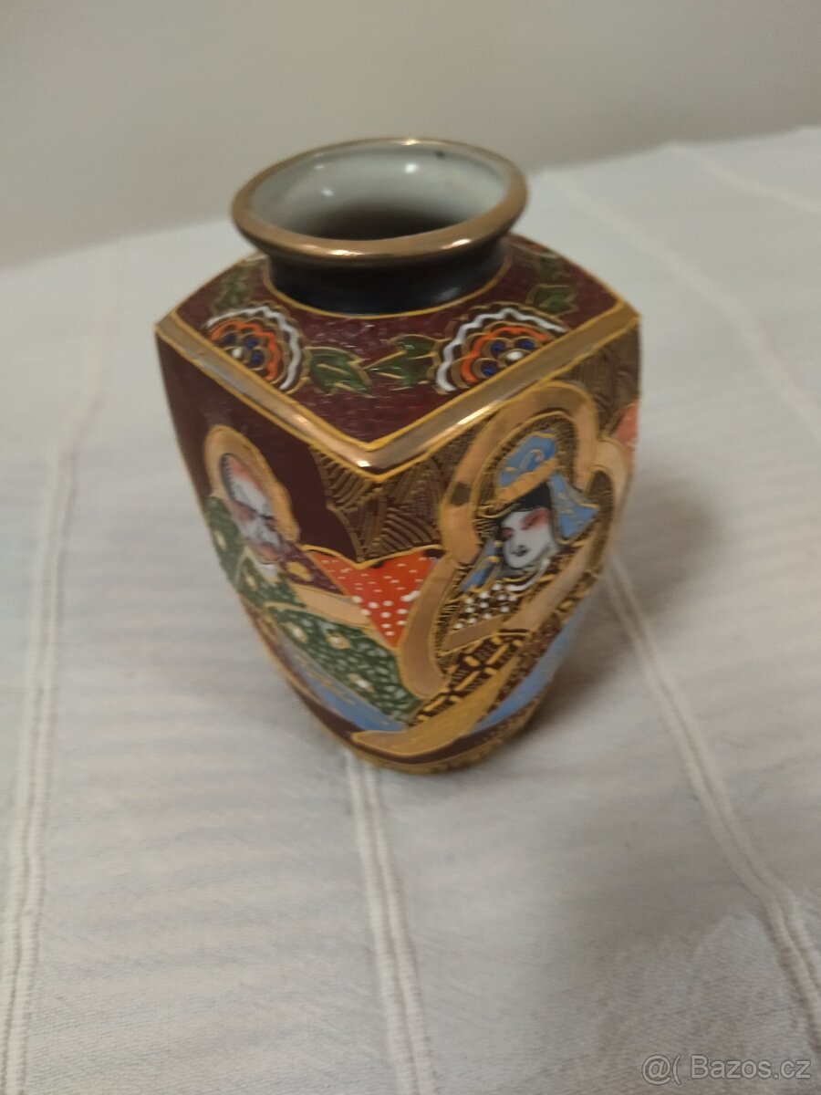 ČÍNSKÝ PORCELÁN - 8