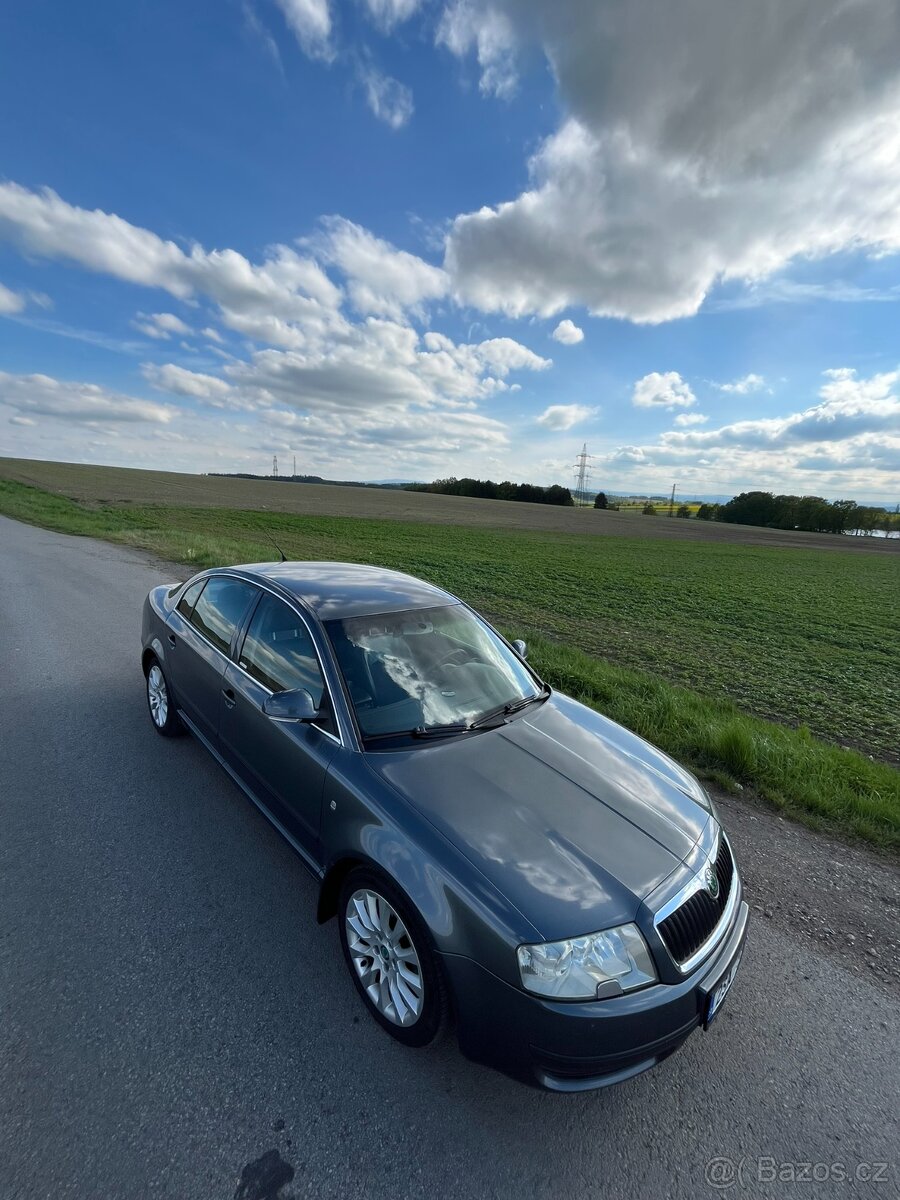 Škoda Superb 1.9tdi - 8
