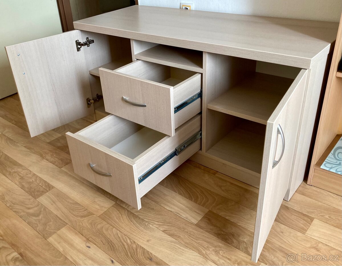 Televizní stolek s poličkami - 8