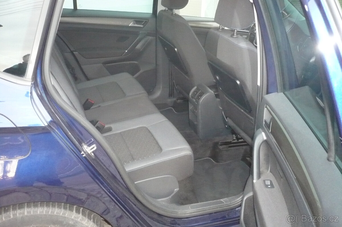 VW Golf Sportsvan Join 1,5TSi 110kW DSG Tažné 12xPDC - 8