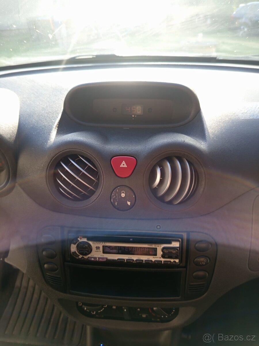 Citroen c3 1.1i 44kw. 2005 - 8
