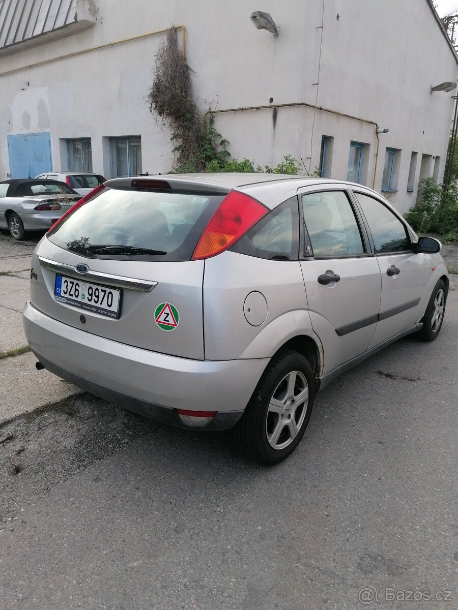 Ford focus ghia 1.6 dily - 8