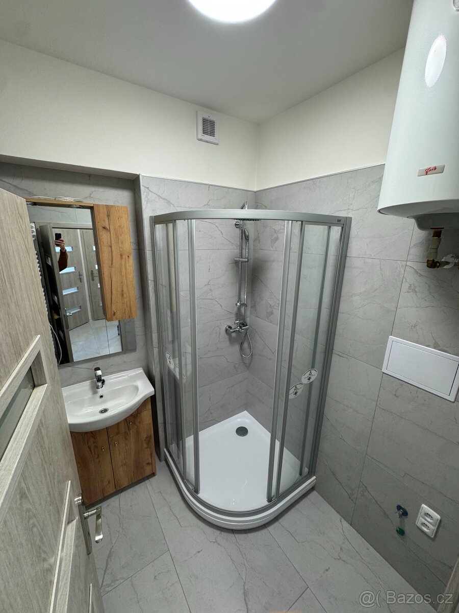 Prodej 2+kk Znojmo - 8