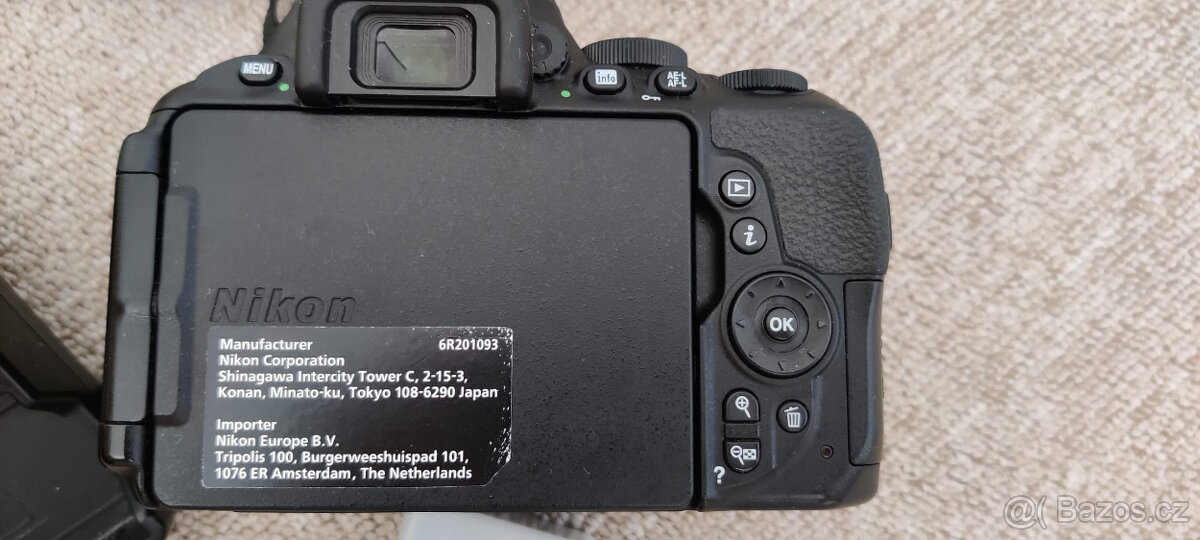 prodám zrcadlovku Nikon D5600 - 8