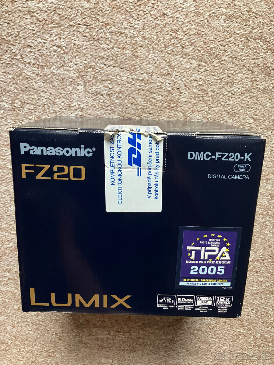 Fotoaparát Panasonic Lumix DCM-FZ20-K, vč.brašny - 8
