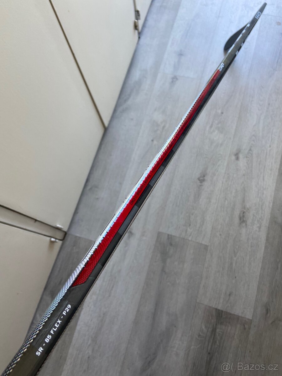 Hokejka CCM Jetspeed FT8 PRO 85flex levá - 8