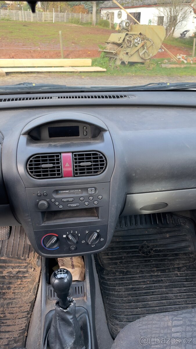 Opel Corsa 1,2 16V - 8