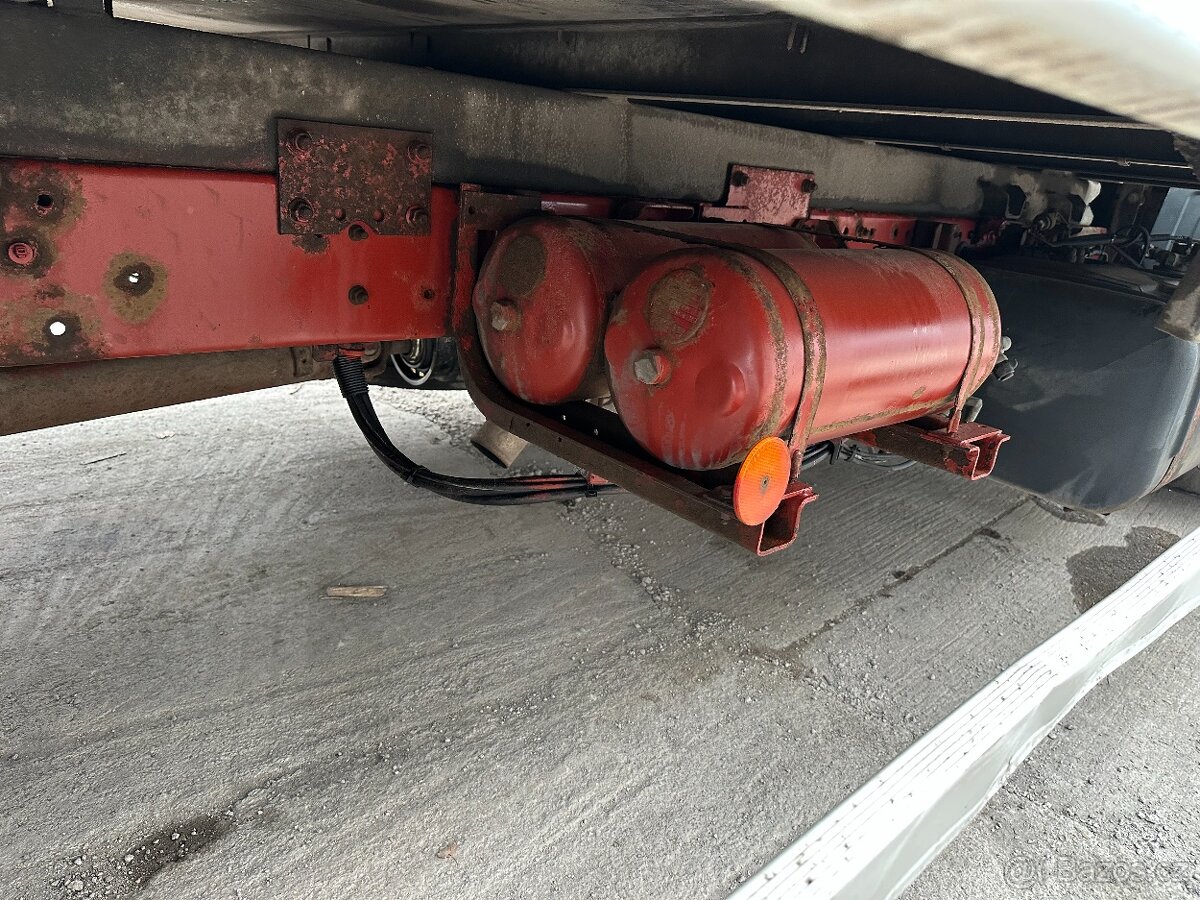 Iveco EUROCARGO 75E17 PLACHTA ČELO E3 - 8