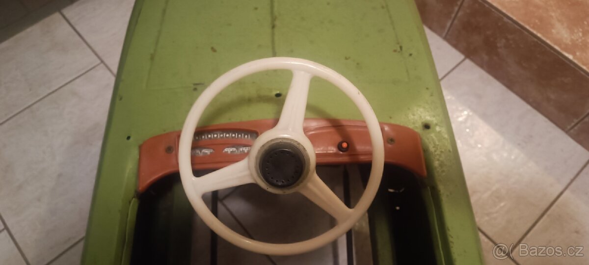 Šlapací Moskvič - 8