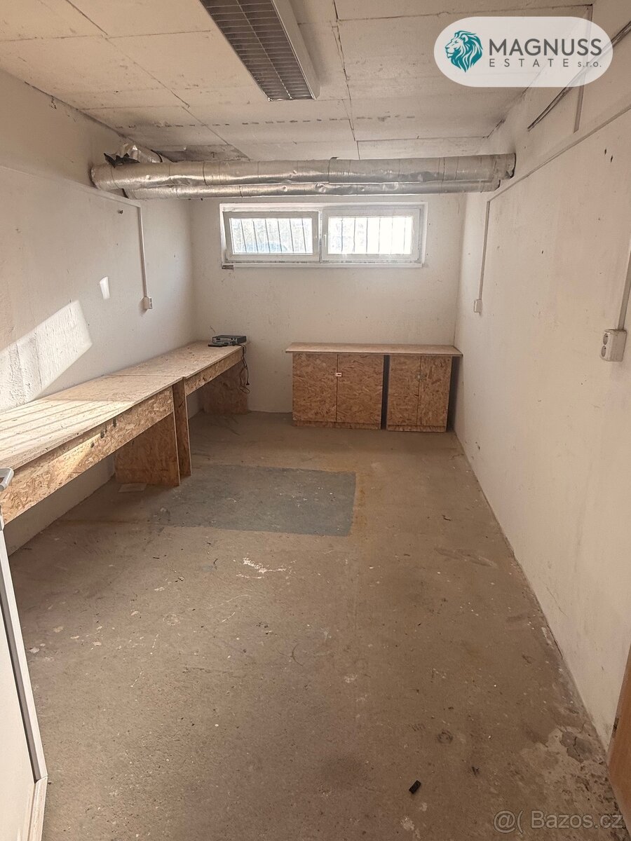 Pronájem garáže na adrese Rokycanova - 8