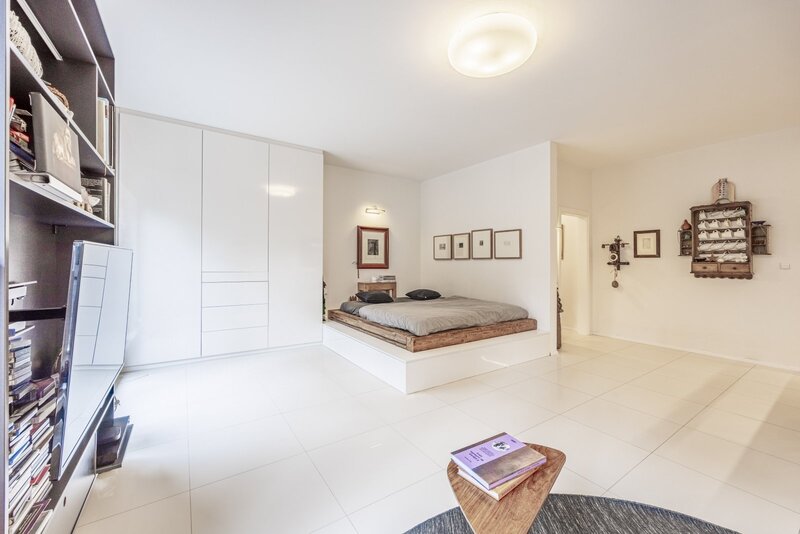 Prodej bytu 69,3 m2/předzahrádka 39 m2, v ulici U Hostína, Ú - 8