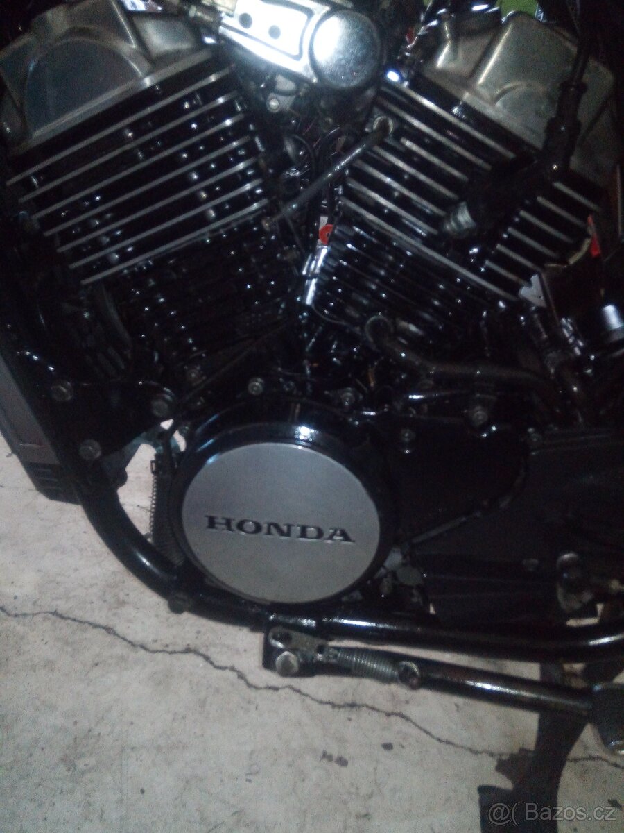 Honda VT 500 - 8