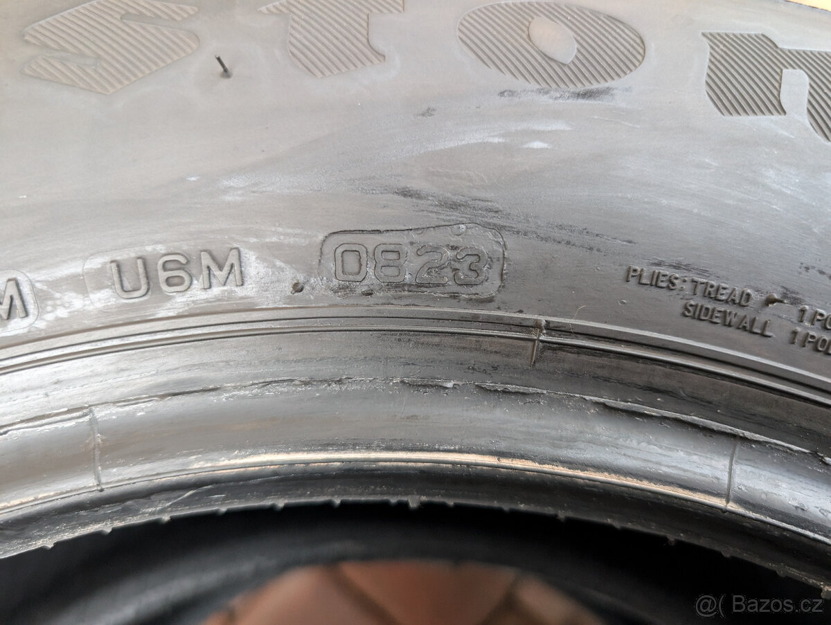Pneu letní 215/60 R16 - 8