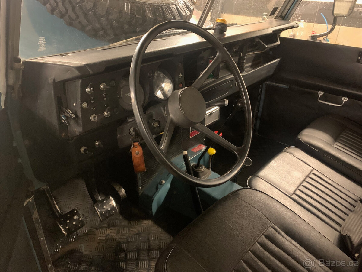 Land Rover serie III - 8