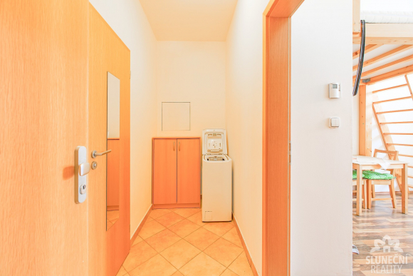 Pronájem byt 1+kk, 20 m²,Brno, Kunzova - 8