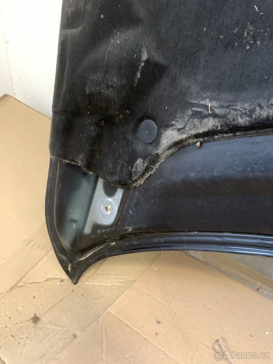 Ford Mondeo Mk3, kapota - 8