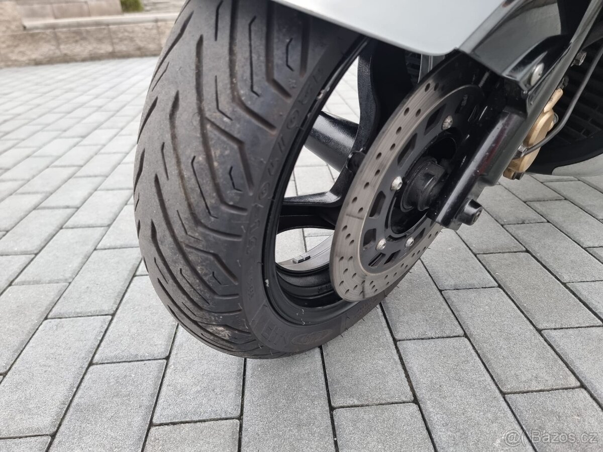 Yamaha T-Max 500 - 8