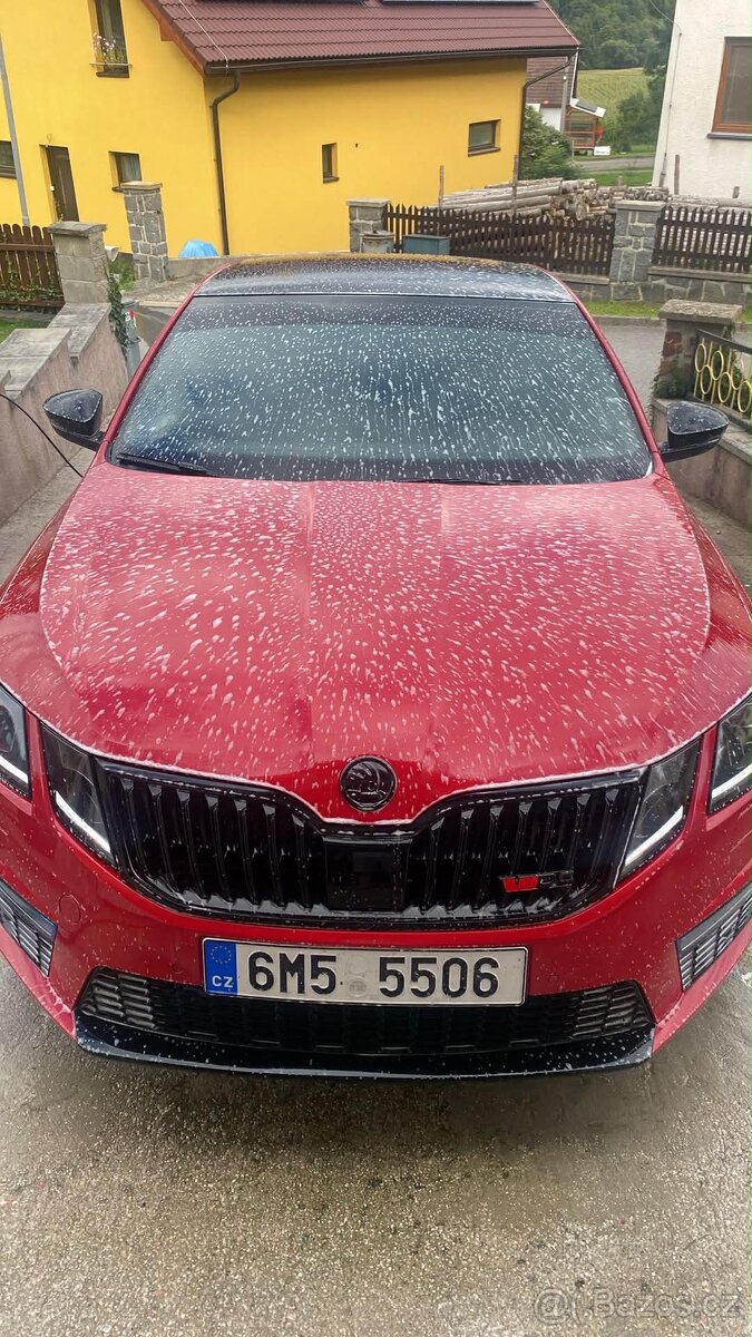 Škoda Octavia RS245 - 8