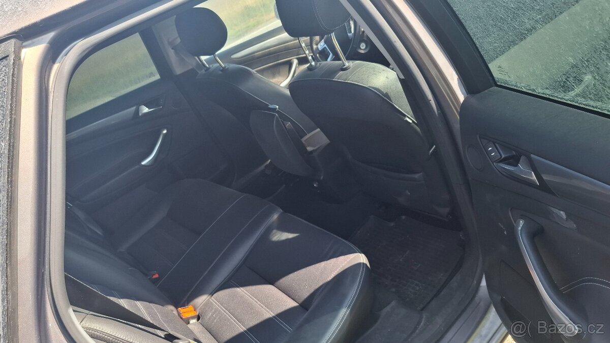Ford mondeo na náhradní díly - 8