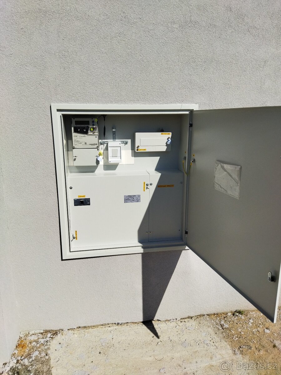 Elektroměrový rozvaděč - 8