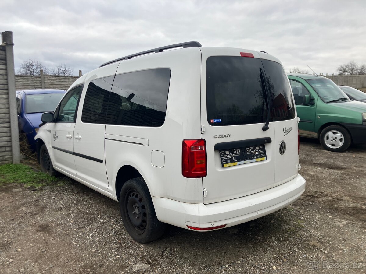 Volkswagen Caddy maxi 7 míst - 8
