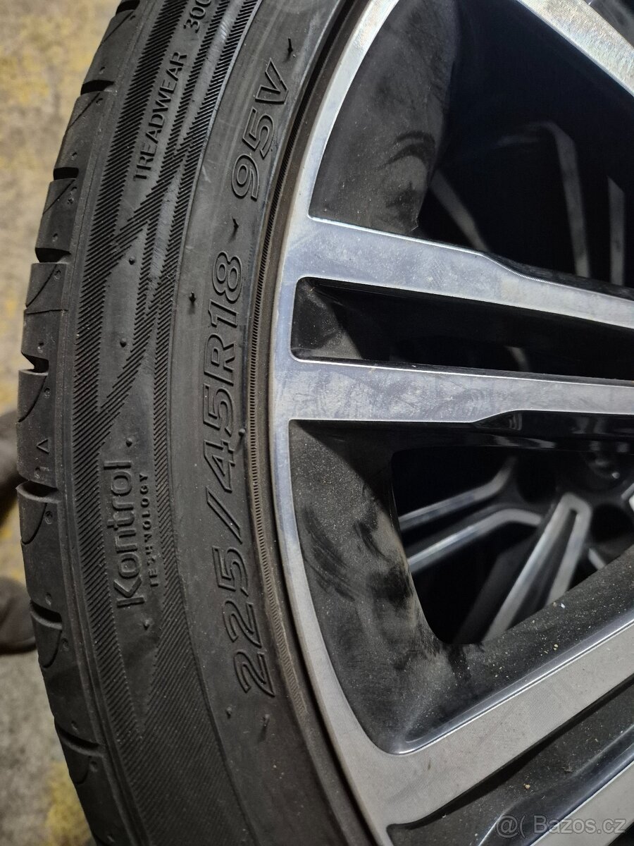 hyundai 5x114 225/45 R18 - 8