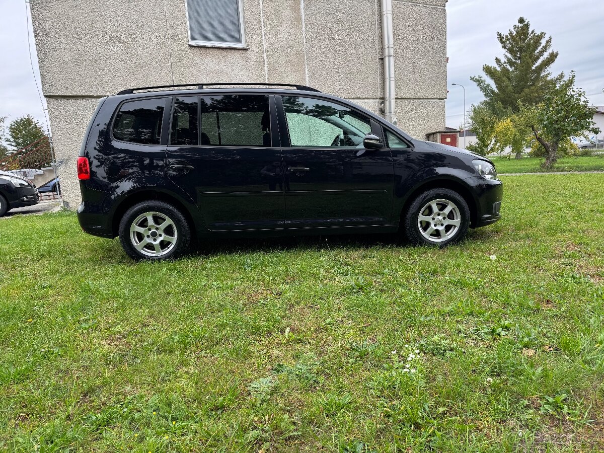 VW Touran 1,2TSI - 8