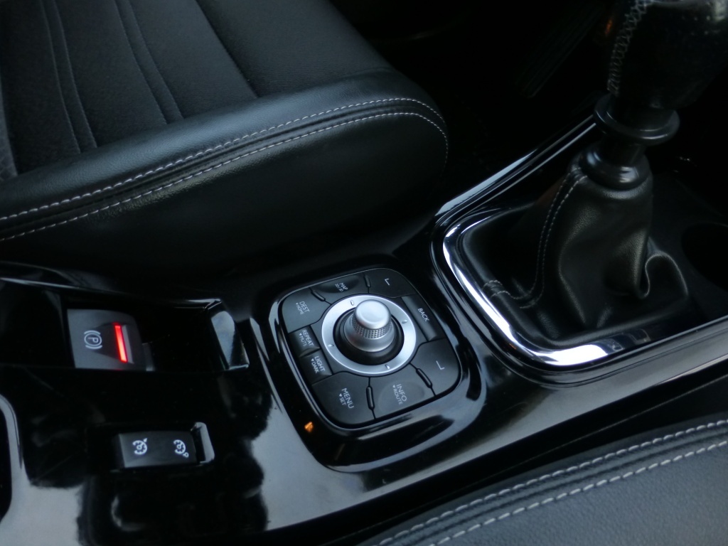 Renault Mégane GRANDTOUR 1.6 DCi 96kw / edice BOSE - 8