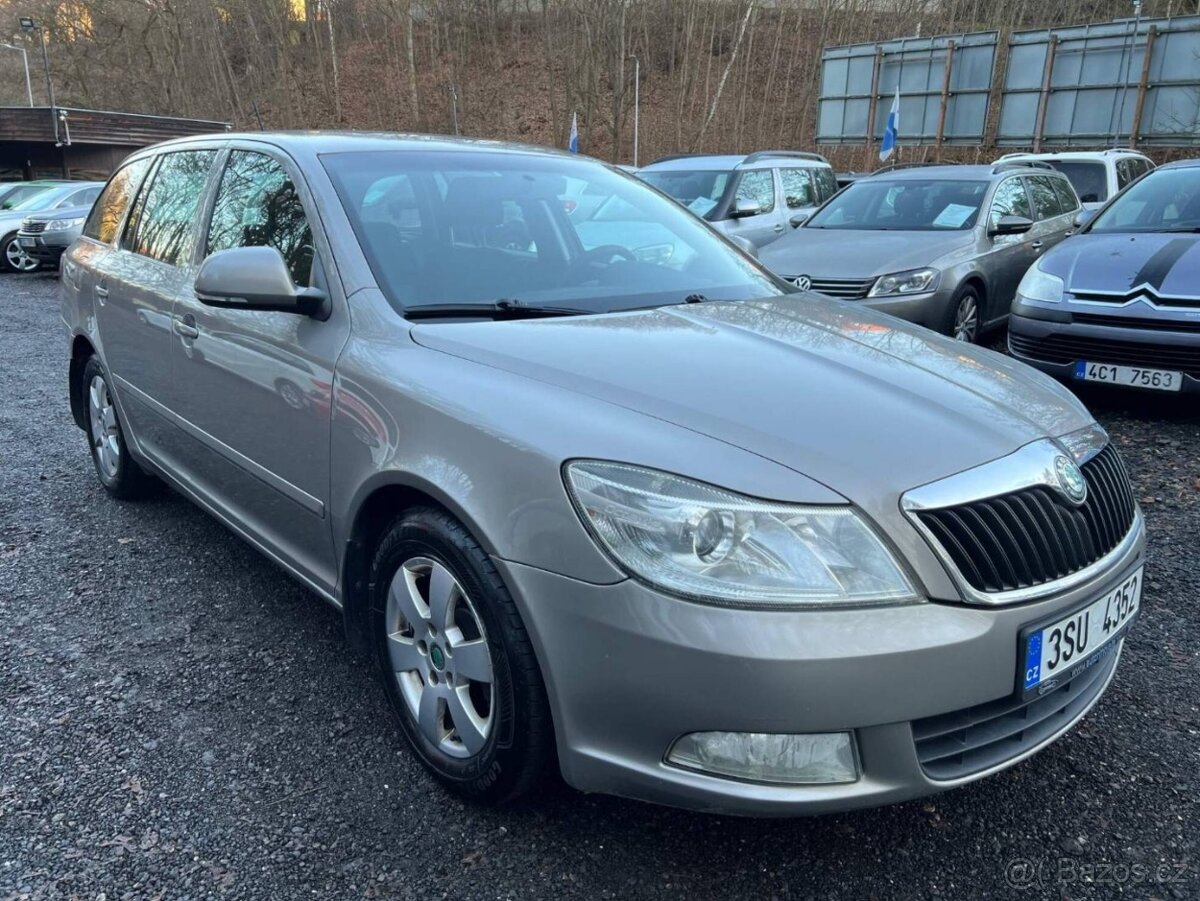 Škoda Octavia Combi 1.6 TDI 77 kW klima tažné 2010 - 8