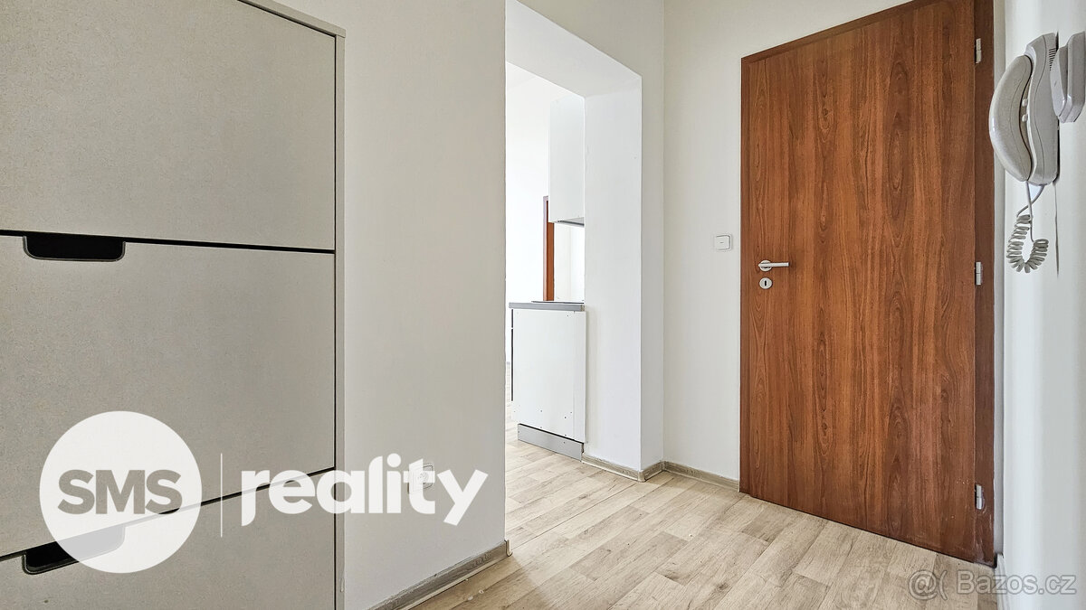Pronájem prostorného bytu 2+kk, Opava – ul. Popská - 8