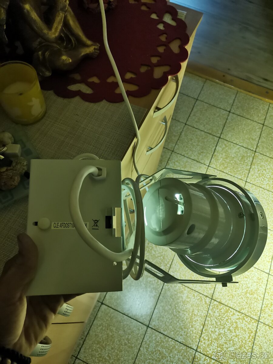 Prodám Halogenové Světla (silné osvětlení) - 8