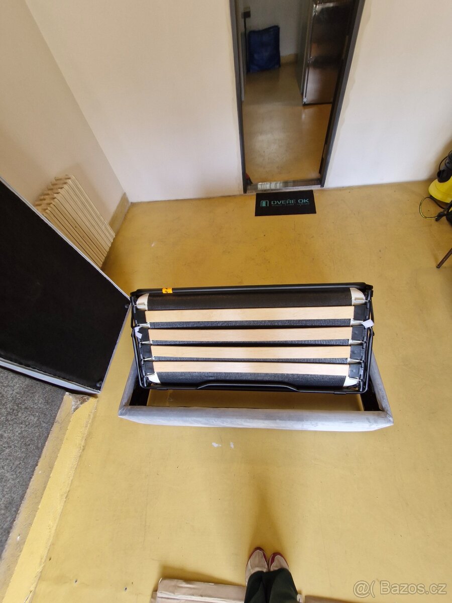 Rozkládací gauč - 8