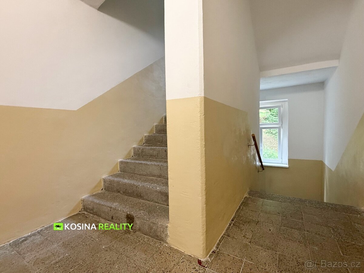 Půdní byt 1+1, 30 m2, Libavské údolí - 8