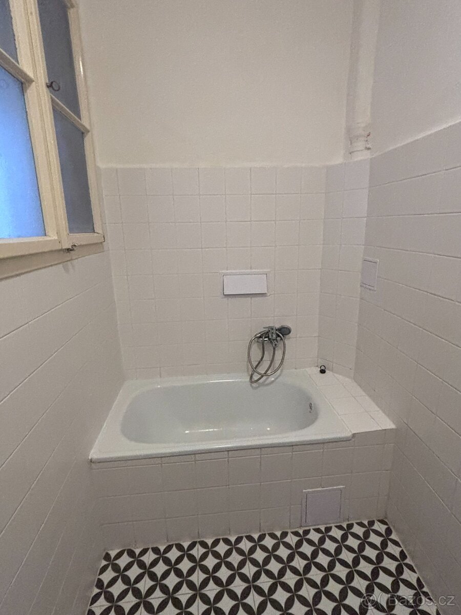 Plzeň-centrum, prodej podílu na činžovním domě - 8