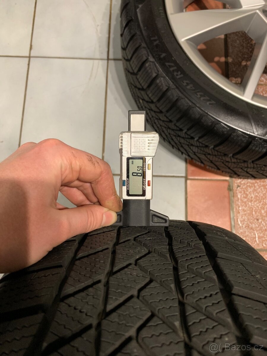 Alu kola Škoda R17 5X112 NOVÉ ZIMNÍ PNEU 225/45 R17 TRIUS - 8