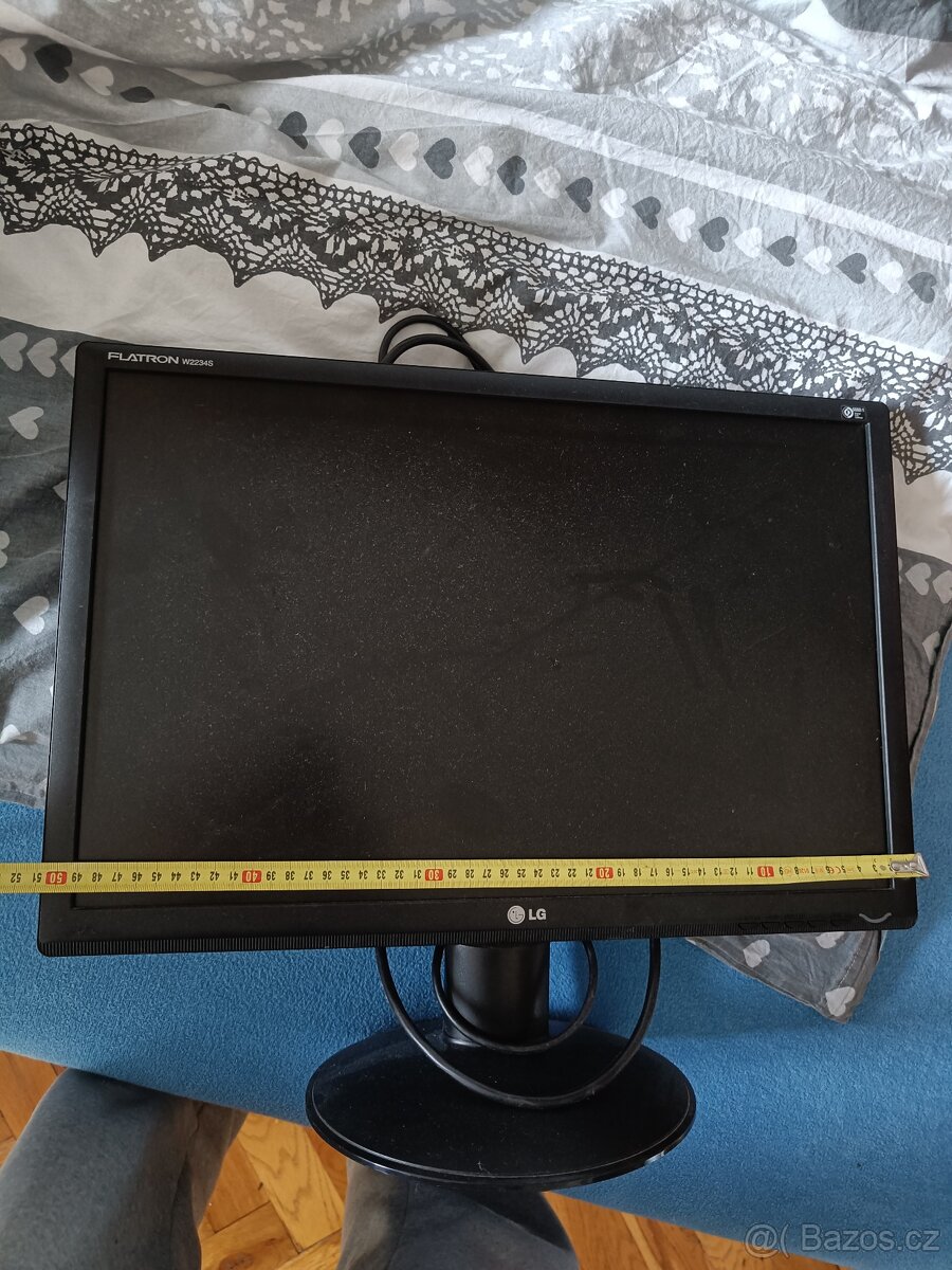 22" širokoúhlý monitor LG Flatron W2234S - 8