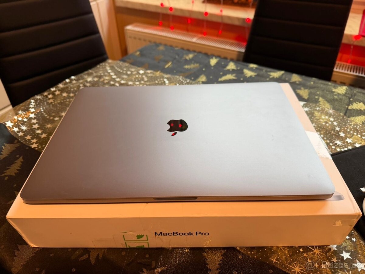 Apple Macbook Pro 16" 512GB (2019) - 8