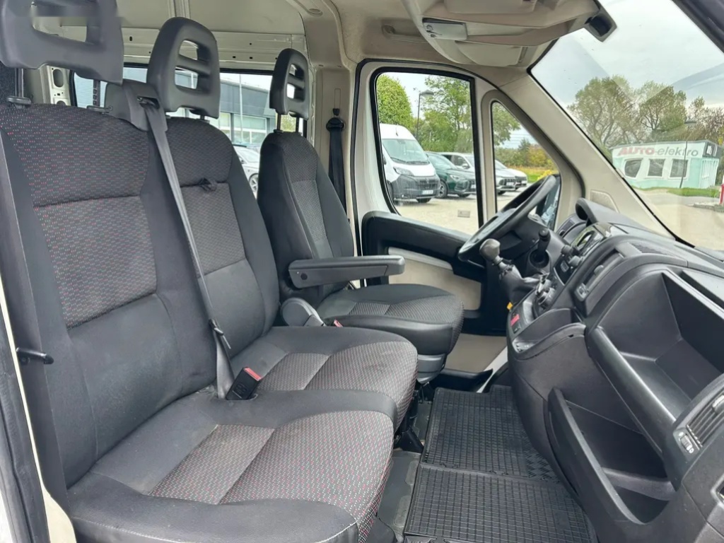 Peugeot Boxer, 33 L2H2 160"DPH"6míst"serviska - 8
