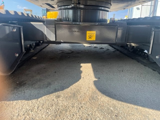 Pásový bagr XCMG - 8